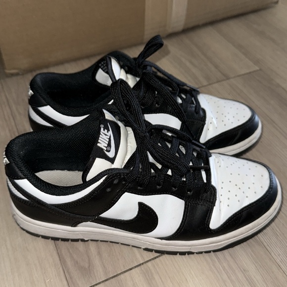 Nike Dunks - Picture 1 of 5